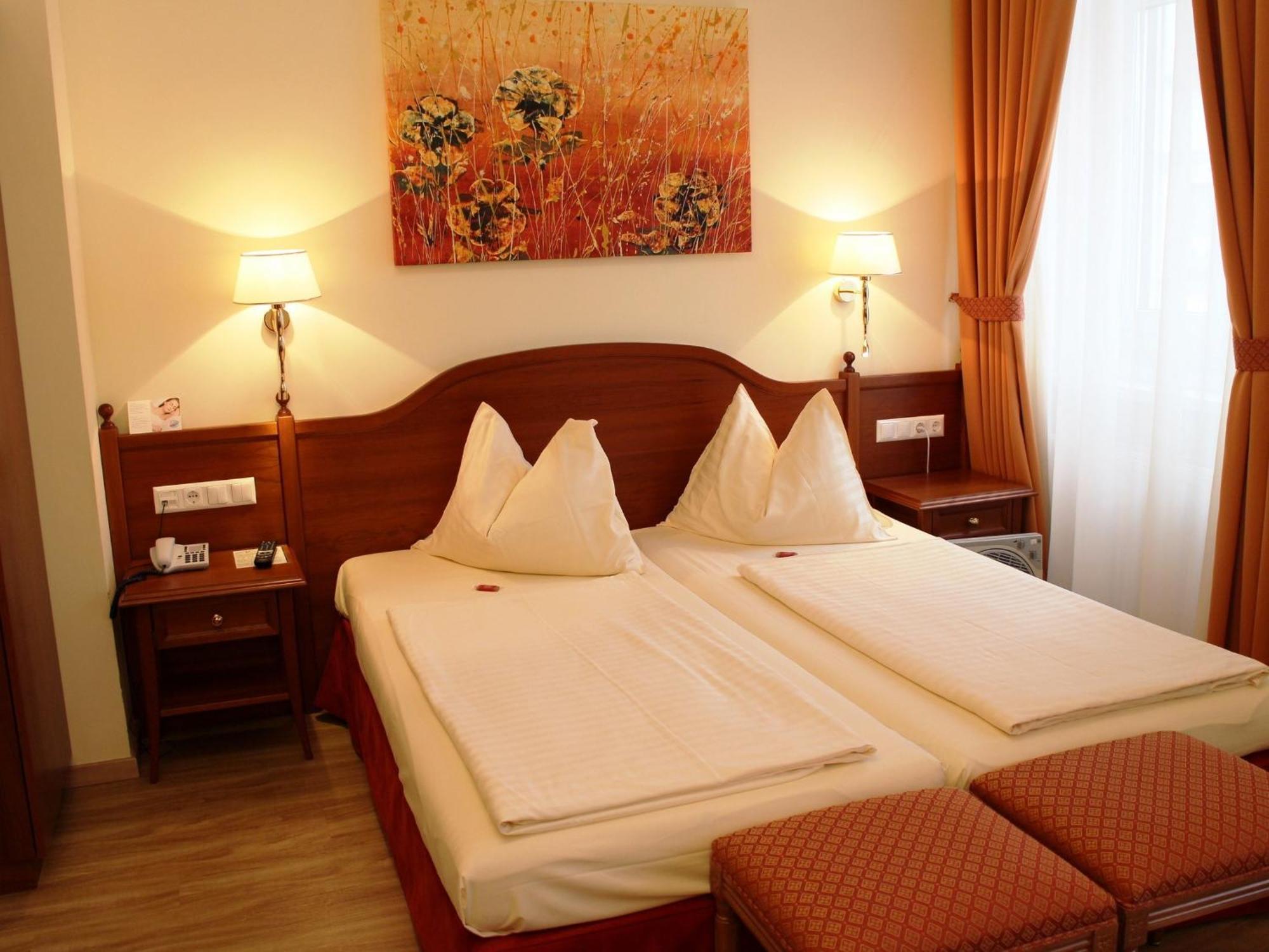 Altstadt Hotel Mosser Villach Habitación foto